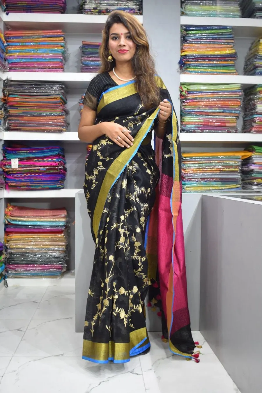 Pure Cotton Linen Saree with Pink and Black Floral Print, Tasselled Pallu
